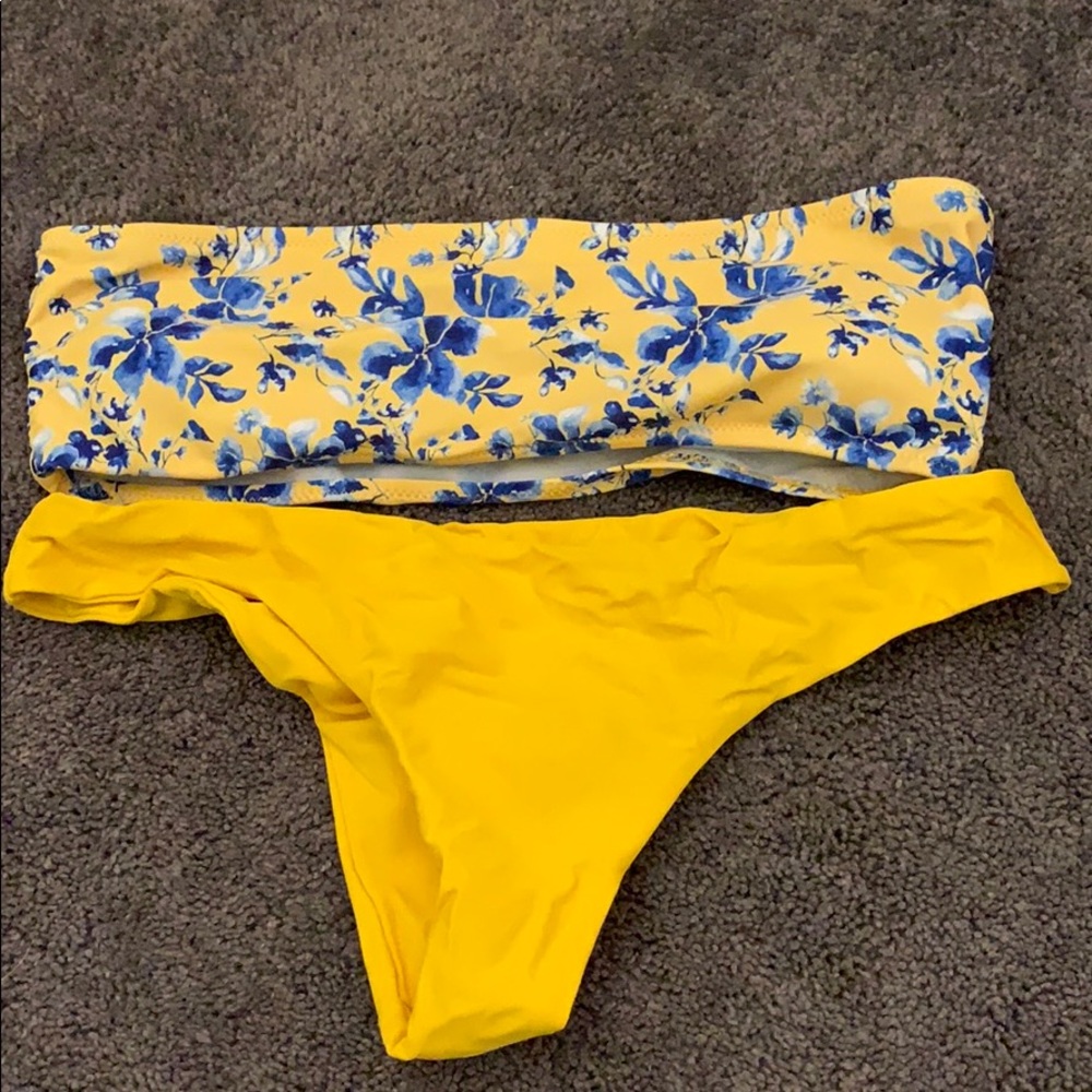women’s floral bandeau bikini